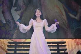Check spelling or type a new query. Malaysia From Seoul To Kl Iu Shared Her Love Poem With Ku Aenas The Seoul Story