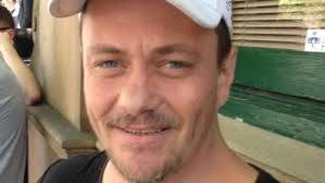 The moment a young barista ran for freedom