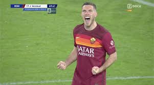 Henri grégoire saivet (born 26 october 1990) is a senegalese professional footballer who last played as a midfielder for premier league club newcastle united and the senegal national team. ð€ð…ð‚ ð€ð‰ð€ð— On Twitter 1 1 As Roma Jordan Veretout Scores A Beautiful Goal Brilliantly Placed In The Far Corner