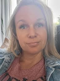 Cynthia Depew's Instagram, Twitter & Facebook