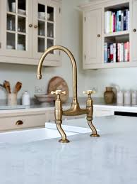 Icebreakers allow group participation, so they are an excellent way to get people interested in an event or activity and relax. Kitchen Tour A Classic Shaker Style Kitchen And Utility Room Houzz Uk