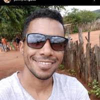 30+ perfis com “Alan John”