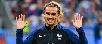C:\program files (x86)\steam\steamapps\common\pro evolution soccer 2019\download\. Photos France The Netherlands Antoine Griezmann Mocked For His Hair Cut Blonde Bold Gala The Siver Times