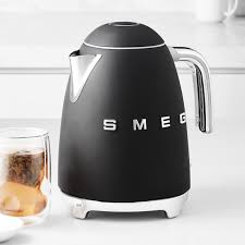 Nobody beats our price match guarantee. Smeg Electric Kettle 3d Logo Pink Williams Sonoma