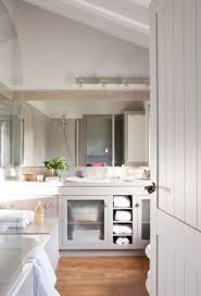 Colores claros para baños pequeños. Muebles Para Banos Pequenos Decoracion De Banos