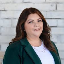 Ariana Adame's Instagram, Twitter & Facebook