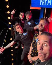 I wonder who won? Papa Roach vs Daughtry my guess: Papa Roach... and Jacoby  and Jerry did Fast Money.