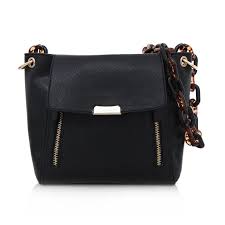 Dengan pu leather yang ringan. Jual Elizabeth Bag Leda Sling Bag Tas Wanita Online Mei 2021 Blibli