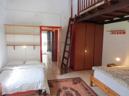 A sofa bed is one such furniture item, which is ideal for a small home. Innerhalb Selianitikas