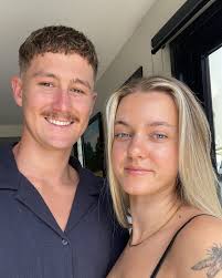 Master bedroom for rent in Miami 33172 starting June