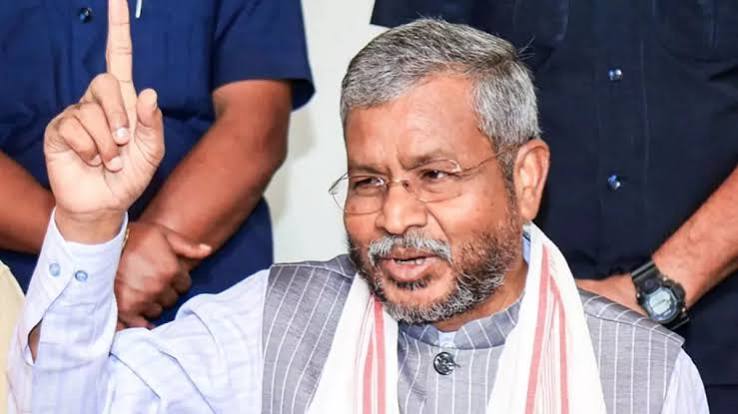 Jharkhand Politics: बाबूलाल मरांडी ने हेमंत सरकार को निशाने पर लिया, पुलिस की कार्यशैली पर उठाए सवाल - Babulal Marandi Slams Hemant Government Over Police Inaction on Criminals