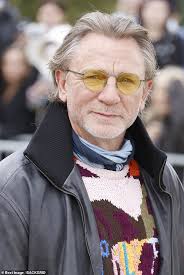 Daniel Craig offers VERY blunt three-word response to who he wants to play  the next James Bond