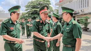 Đồng chí lê quang đạo là nhà lãnh đạo có uy tín lớn của đảng ta. Bao Sai Gon Giáº£i Phong