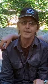 Jerry Gulledge's Instagram, Twitter & Facebook