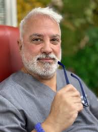 Cosmetic Dentist in White Plains Westchester NY Robert Rioseco DMD