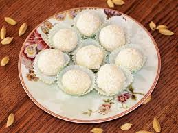 Recette De Truffes Au Chocolat Blanc A La Cardamome Recette Truffe Chocolat Blanc Truffes Au Chocolat Truffe Recette