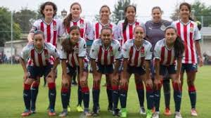En chivas femenil tenían ilusión por jugar clásico nacional en el estadio azteca | conferencia. Jugadoras De Chivas Se Apoyan Entre Si En Los Traslados