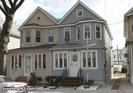 Stopping By Archie Bunker S House In Queens Famous Houses Bunker Home Hollywood Homes