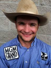 Lowe sets the tone in bareback