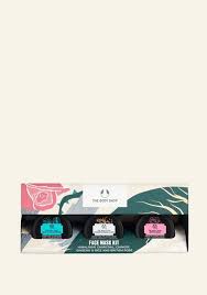 Formulated with 3.97% concentrated ginseng extract, the ginseng mask is designed to naturally open up your pores to deeply cleanse while replenishing the necessary nourishments for healthier, younger. Face Mask Kit Gifts The Body Shop