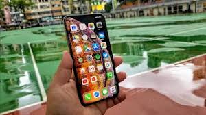 It was launched in gold, silver, and space grey colours. Apple Iphone Xs Max Price Specs And Best Deals