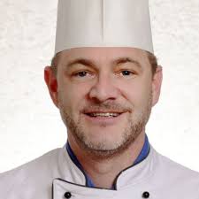 Alterszentrum am Bach, Birmensdorf- Ausbildung