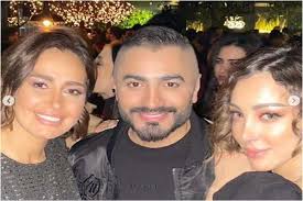 فيلم مش أنا فكرة وسيناريو وحوار وبطولة تامر حسنى، وإخراج سارة وفيق، ويشارك في بطولته حلا شيحة، وماجد الكدواني. Ø´Ø§Ù‡Ø¯ ØªØ§Ù…Ø± Ø­Ø³Ù†ÙŠ ÙŠÙ†Ø´Ø± ØµÙˆØ± Ø§Ø­ØªÙØ§Ù„ Ø§ØµØ¯Ù‚Ø§Ø¦Ù‡ Ø¨Ø¯Ø®ÙˆÙ„Ù‡ Ø¬ÙŠÙ†ÙŠØ³ Ø¨ÙˆØ§Ø¨Ø© Ø£Ø®Ø¨Ø§Ø± Ø§Ù„ÙŠÙˆÙ… Ø§Ù„Ø¥Ù„ÙƒØªØ±ÙˆÙ†ÙŠØ©