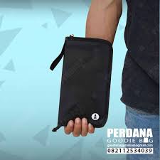 Seperti Contoh Pouch Dompet Di Atas Yang Mana Tas Di Buat Dengan Model Pouch Dompet Yang Di Buat Sesuai Dengan Permintaan Dan Kebutuhan Klien Untuk Model Pouch