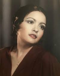 Adriana Messina's Instagram, Twitter & Facebook