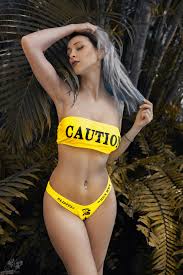 LienSue - Free nude pics, galleries & more at Babepedia