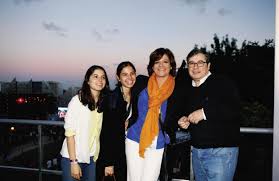 2,846 likes · 12 talking about this. Caras Julia Pinheiro Em Familia As Minhas Filhas Sao Autonomas Ja Tem As Suas Vidas