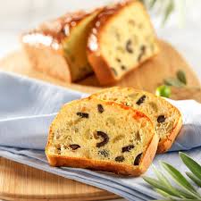Cake Aux Olives Regilait Recette Recette Cake Cake Aux Olives Recette Cake Sale