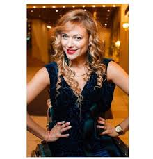 Четыре года назад она попала в автомобильную аварию. Kseniya Bezuglova Krasavica I Obladatelnica Titula Miss Mira 2013