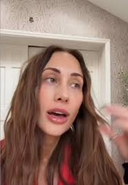 Leah Van Dale (@leah_van_dale)