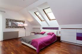 Feng shui placement of gold fish from the fundamentals of feng shui which looks into the 8 directional sectors plus the central palace, aquariums with gold fish are best placed in the north, east and southeast. Mit Feng Shui Die Besten Wandfarben Wahlen So Geht S