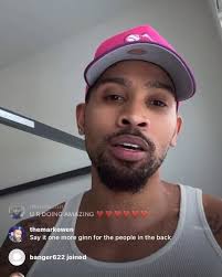 What's up my beautiful )IG family. Now say hi back. ❤️😍