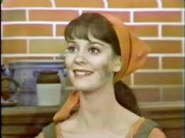 Shuck'd" is about a plucky small-town woman who leaves home in search of  someone who can figure out why all the corn in the county keeps dying. She  meets a big-city con