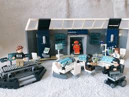 There are 316 lego flash for sale on etsy, and they cost $11.36 on average. Lego Cw S The Flash On Twitter Theflash Help This Become A Set Support At Lego Ideas Https T Co Ug9novjpfg Nearly 5000 Supporters Killerfrost Savitar Dc Https T Co Wysldbi2gw
