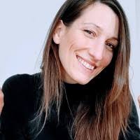 100+ perfiles de «Favreau»