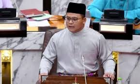 Semua penjawat awam atau kakitangan awam kerajaan malaysia boleh mendapatkan maklumat mengenai gaji kakitangan awam 2021 dengan merujuk. Penjawat Awam Selangor Terima Bonus 3 Bulan Gaji