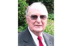 Sarah Hackenberg's Instagram, Twitter & Facebook