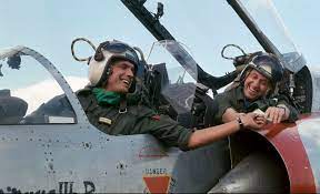 Tanguy et laverdure « classic » une nouvelle série des aventures de tanguy et laverdure existe 3 depuis 2016. Uderzo Tanguy Et Laverdure Sacres Pilote