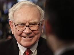 Hey Wall Street, Here's What You'd Get Paid If You Worked for Warren  Buffett