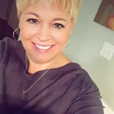 Tara Chestnut Smith (@tara_chestnut)