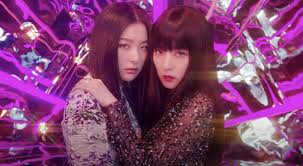 Red Velvet S Irene Seulgi Oscillate Between Frightening And Seductive In Monster
