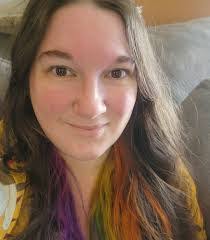 Alexa Hooper's Instagram, Twitter & Facebook