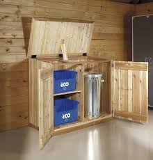 Great Storage Idea For The Garage Excellente Idee De Rangement Pour Le Garage Garage Storage Solutions Garbage Storage Garbage Can Shed