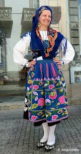 Traditional Northern Portugal Costume Portuguese Traditional Costumes Portugal Traditional Outfits Traditional Dresses Traditional Fashion