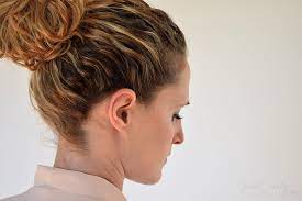 Curly hair messy bun styles with a twist. The 1 Minute Messy Bun Tutorial Justcurly Com