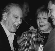 ISBN 978-1-77136-037-1